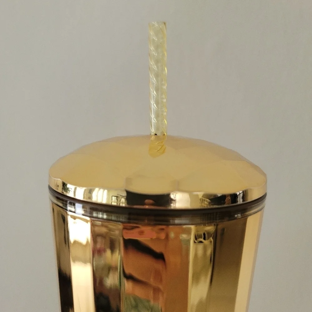 NWT Starbucks 2023 Holiday Collection Gold Venti Tumbler Cup with Dome L…